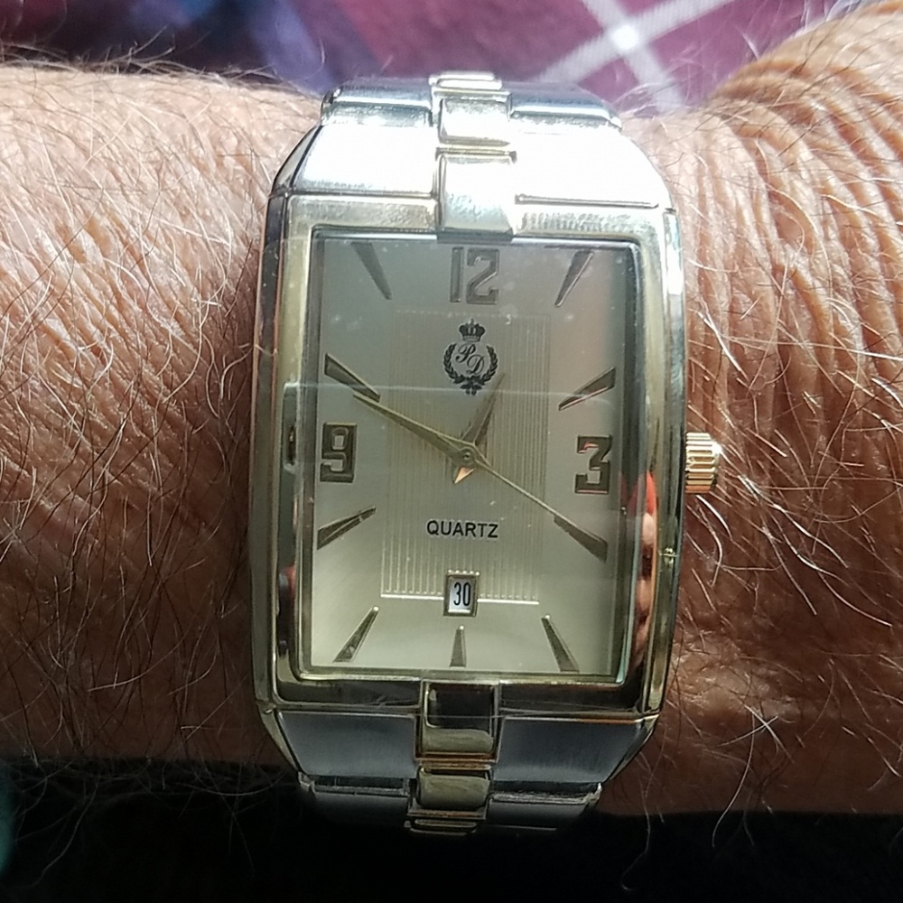 Premier Designs Watch - Picture 3 of 4